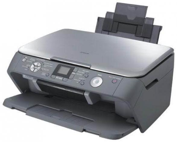 изображение МФУ Epson Stylus Photo RX520 с ПЗК и чернилами